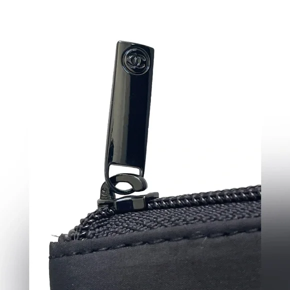 Rare CHANEL Maquillage Makeup Beauty Cosmetic Pouch/Case/Bag - Black
